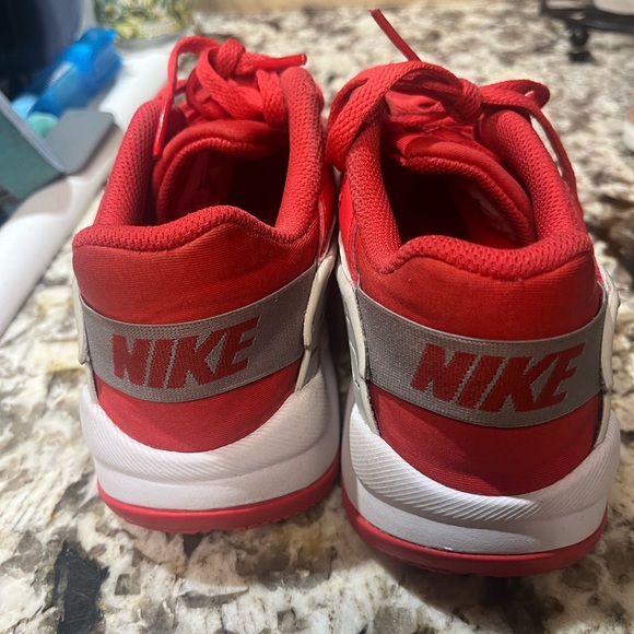 Womens Red Nike Victory running shoe in sz 7.5 - Picture 12 of 12